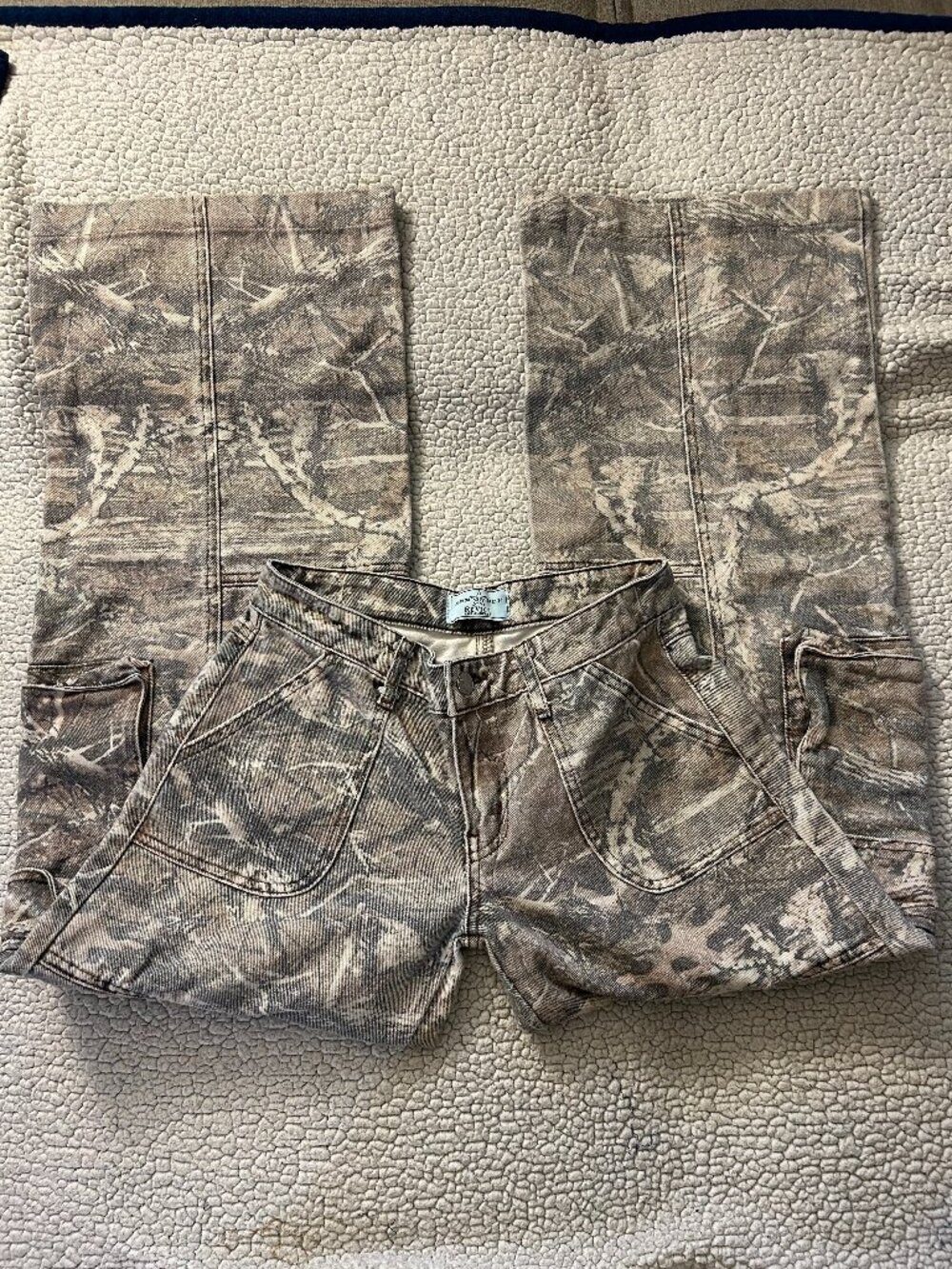 Revice Los Angeles -- green cotton hunter camo cargo flared pants